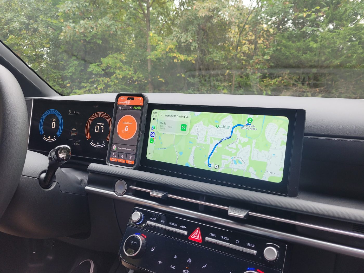 CURT Echo Mobile app showing trailer brake controller settings in the parked Hyundai Santa Cruz